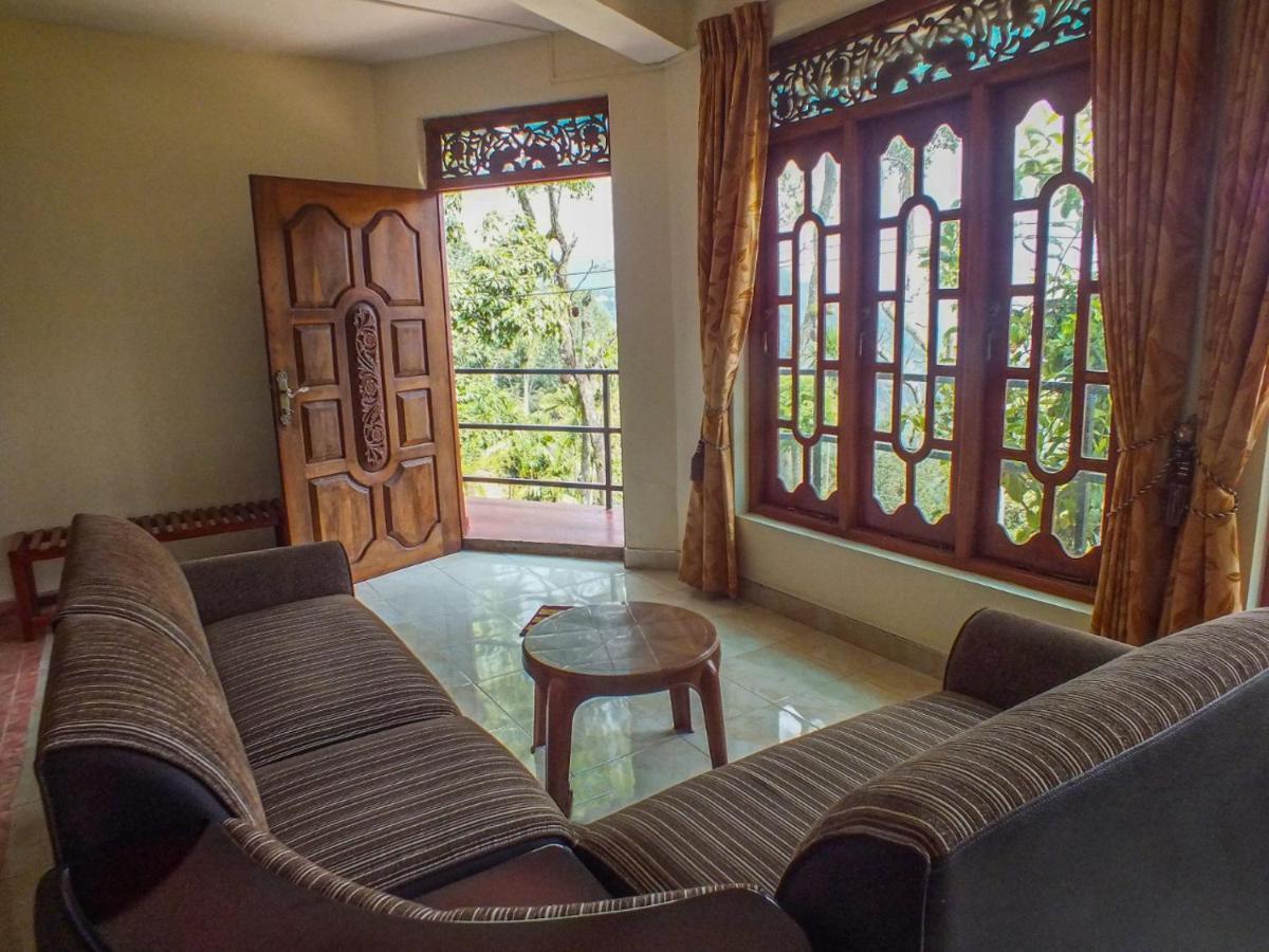 אלה Blue Ribbon Homestay מראה חיצוני תמונה