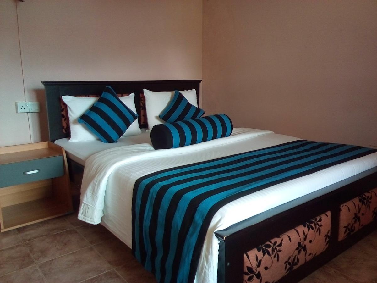 אלה Blue Ribbon Homestay מראה חיצוני תמונה