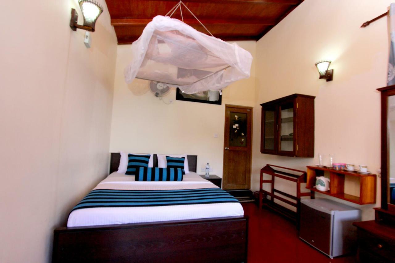 אלה Blue Ribbon Homestay מראה חיצוני תמונה